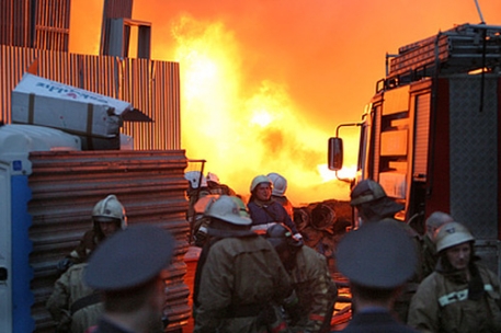 При пожаре на Запорожском автозаводе пострадали три человека