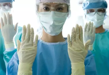 Nazarbayev University будет готовить врачей с 2014 года