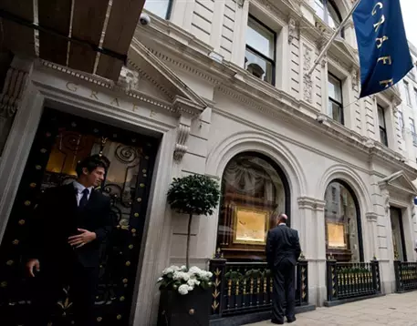 В Британии задержали грабителя ювелирного магазина