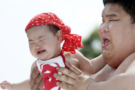 В Японии прошел традиционный праздник плачущих детей