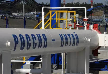 Заработал первый нефтепровод между Россией и Китаем
