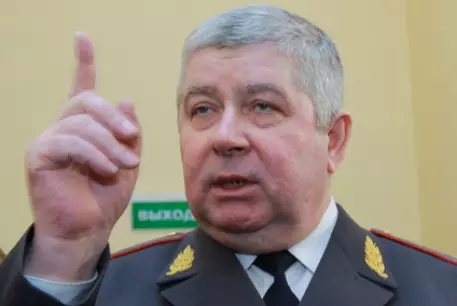 Заявившего о невиновности менеджера "Лукойла" комбата наказали