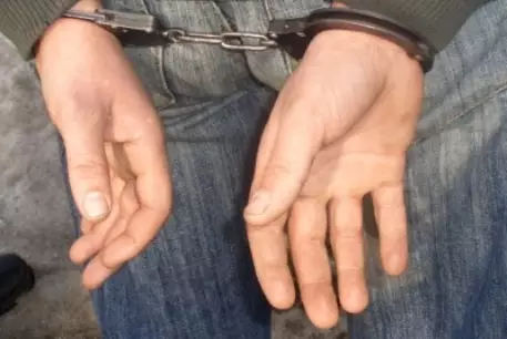 Задержали подозреваемых в нападении на трех россиян в "MEGA-центре"