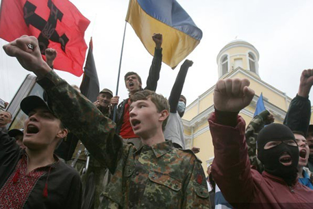 Националисты испортили празднование Дня Победы во Львове