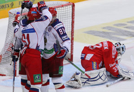 Российские хоккеисты победили чехов в игре Кубка Карьяла