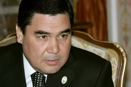 Президент Туркмении одобрил многопартийность