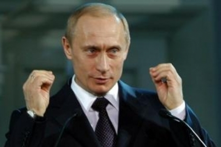 Путин пообещал Киргизии 10 миллионов долларов и нефтепродукты