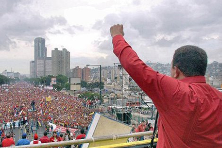 Чавес мобилизовал армию на случай войны с Колумбией