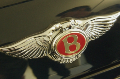 В Москве у 88-летней пенсионерки угнали Bentley Continental