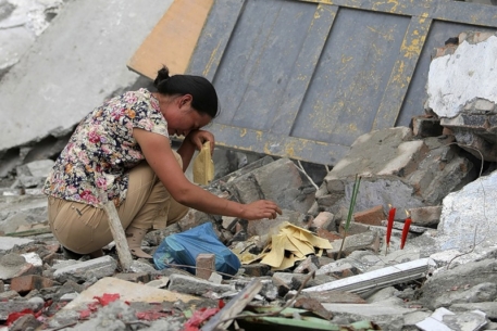 Землетрясение в Китае унесло жизни 400 человек