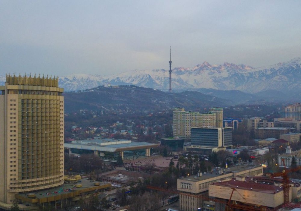 Вид на Алматы. Фото: Дмитрий Попов