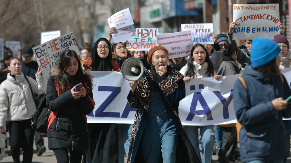 Первый марш против насилия над женщинами прошел в Астане