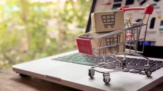 Как военный пенсионер из Казахстана запустил успешный магазин на Ozon.kz