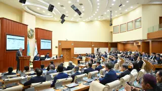 Фракция Amanat выступает против снижения порога по НДС до 15 миллионов