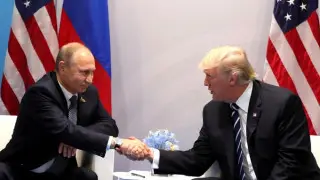 Куда покатится колесо войны? Несколько часов до встречи Трампа и Путина на Аляске