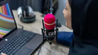 В Афганистане запрещают ТВ и Интернет. Должно ли это волновать соседей?