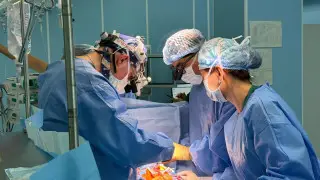 “Его должны были оперировать ещё новорождённым“. Как в Актобе спасают детские сердца