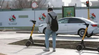 Алматыда самокат жүргізушілері арасында заң бұзу жағдайлары күрт өсті