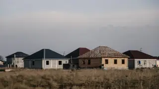 Заңсыз салынған 14 мың үй: Алматыдағы құрылысты кім бақылайды?