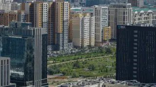 Пәтер мен коммерциялық нысандар: Қазақстанда инвестицияны қайда салған тиімді?