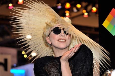 Lady GaGa и Лили Аллен трижды номинированы на Brit Awards