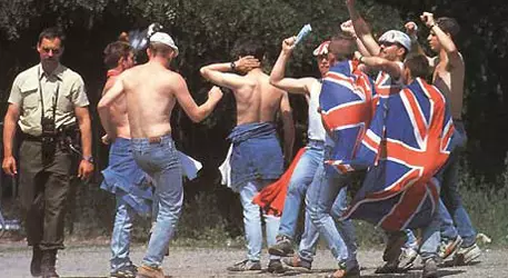 В преддверии Лиги чемпионов арестовали 11 футбольных фанатов 