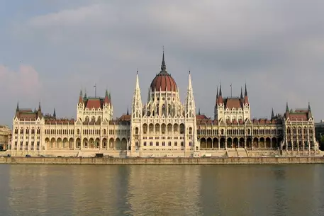 На выборах в Венгрии победу одержали правоцентристы