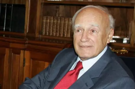 В Греции распустили парламент и назначили день выборов