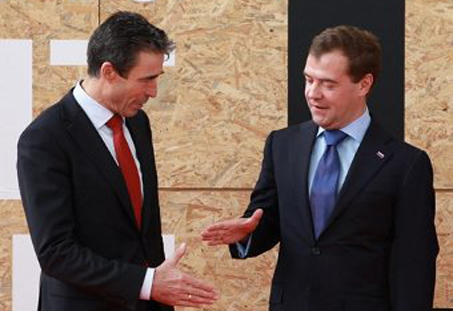 Медведев согласился на сотрудничество по ПРО с НАТО