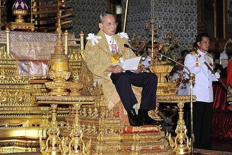 Король Таиланда помиловал троих наркокурьеров из Казахстана
