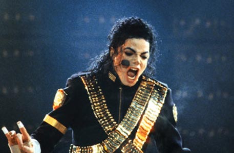 Майкл Джексон умер от передозировки