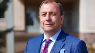 "Крестьяне, глядя на весь этот ажиотаж, меня спрашивают: а чего это они?"