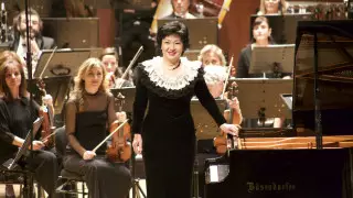 "Искусство многомерно. Музыка - это вся наша жизнь". Жания Аубакирова - 30 лет на сцене