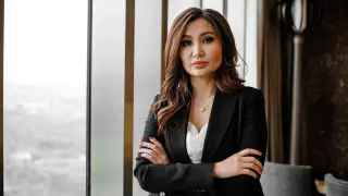 Купленные у “серых“ дилеров электромобили ZEEKR не примут на гарантию - Orbis Auto