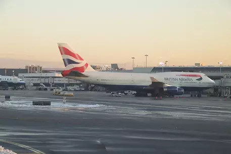 Нью-йоркским аэропортом управлял ребенок