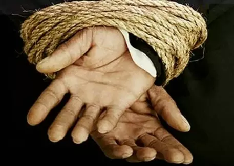 Неизвестные взяли в заложники 15 человек в курортном городе Турции