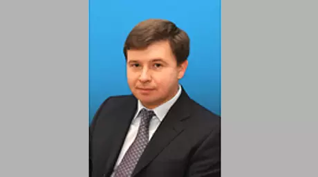 Президент РК освободил от должности ответсека АРЕМ