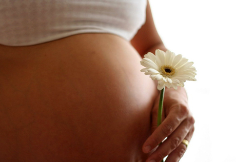 В Казахстане введут новые требования для суррогатных матерей