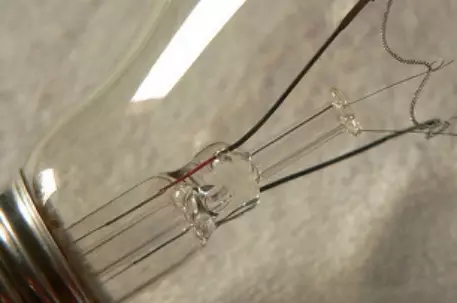 В России запретят продажу ламп накаливания с 2014 года