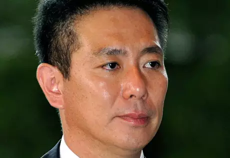 Глава МИД Японии оправдывался за заявление премьера страны