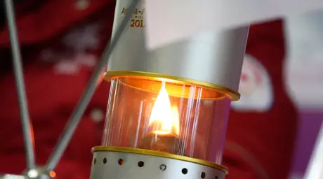 В Алматы прошла церемония передачи на хранение колбы с Огнем Азиады