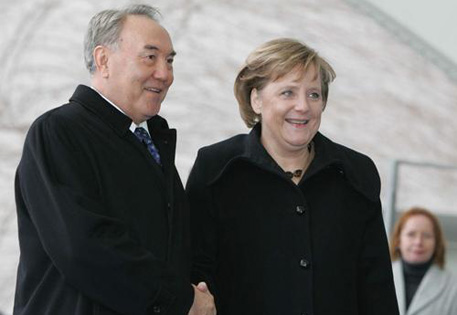 Назарбаев предложил интегрировать экономики Казахстана и Германии
