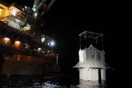 Сбор нефти в Мексиканском заливе возобновлен