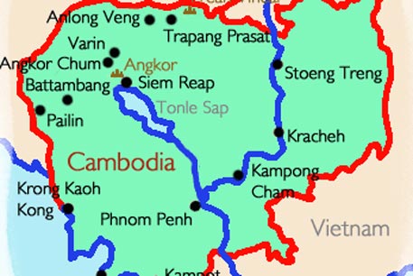 В Камбодже при крушении судна погибли 17 человек