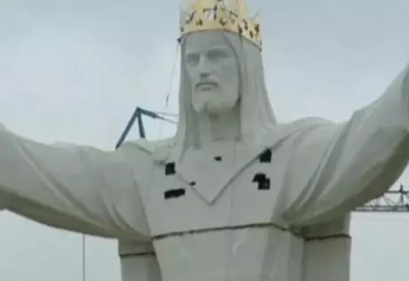 В Польше открыли самую высокую статую Христа в мире