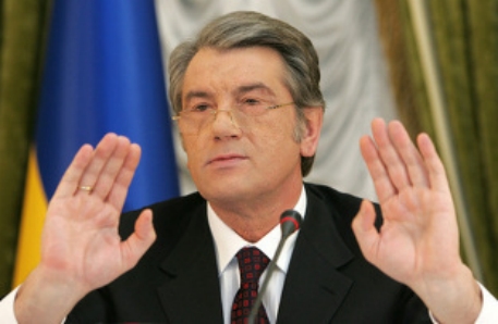 Ющенко потребовал пересмотреть газовые контракты с Россией