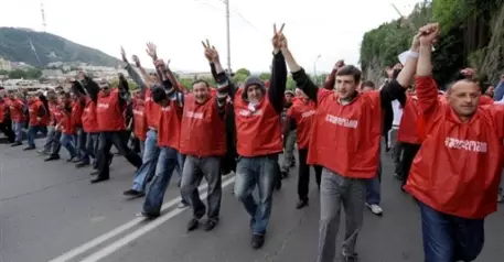 Грузинская оппозиция заблокирует аэропорт