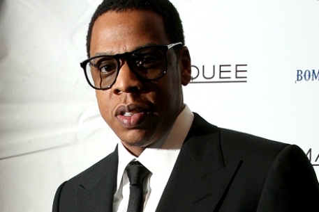 Частная авиакомпания подала в суда на Jay-Z