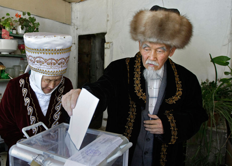 В Кыргызстане началось голосование на выборах в парламент республики