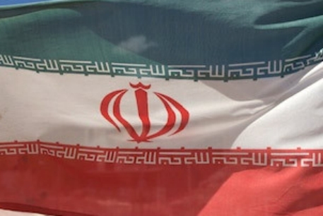 Иран не запустит АЭС "Бушер" до конца года